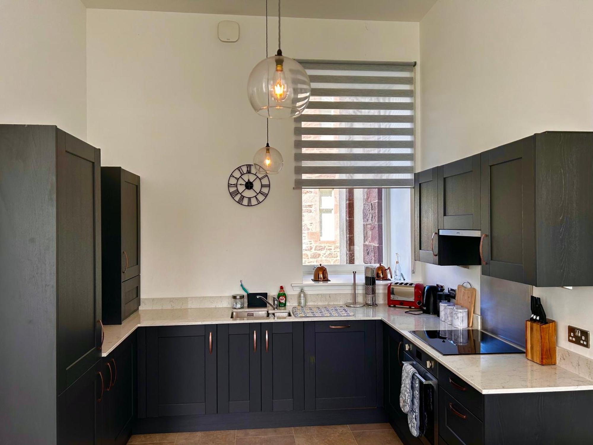 Inverness Great Glen Town House, 5 Minute Drive From Town Centre Bagian luar foto