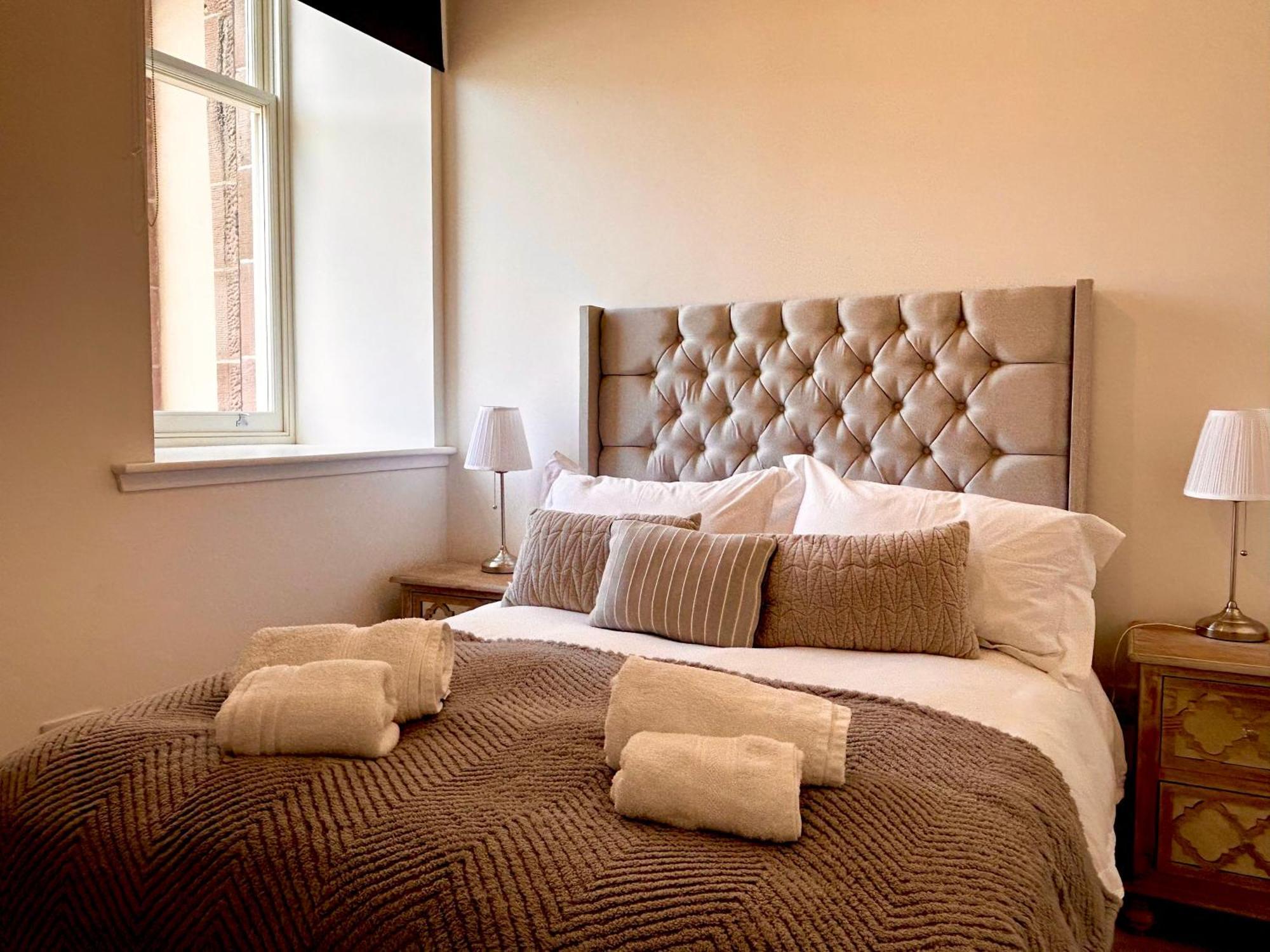 Inverness Great Glen Town House, 5 Minute Drive From Town Centre Bagian luar foto